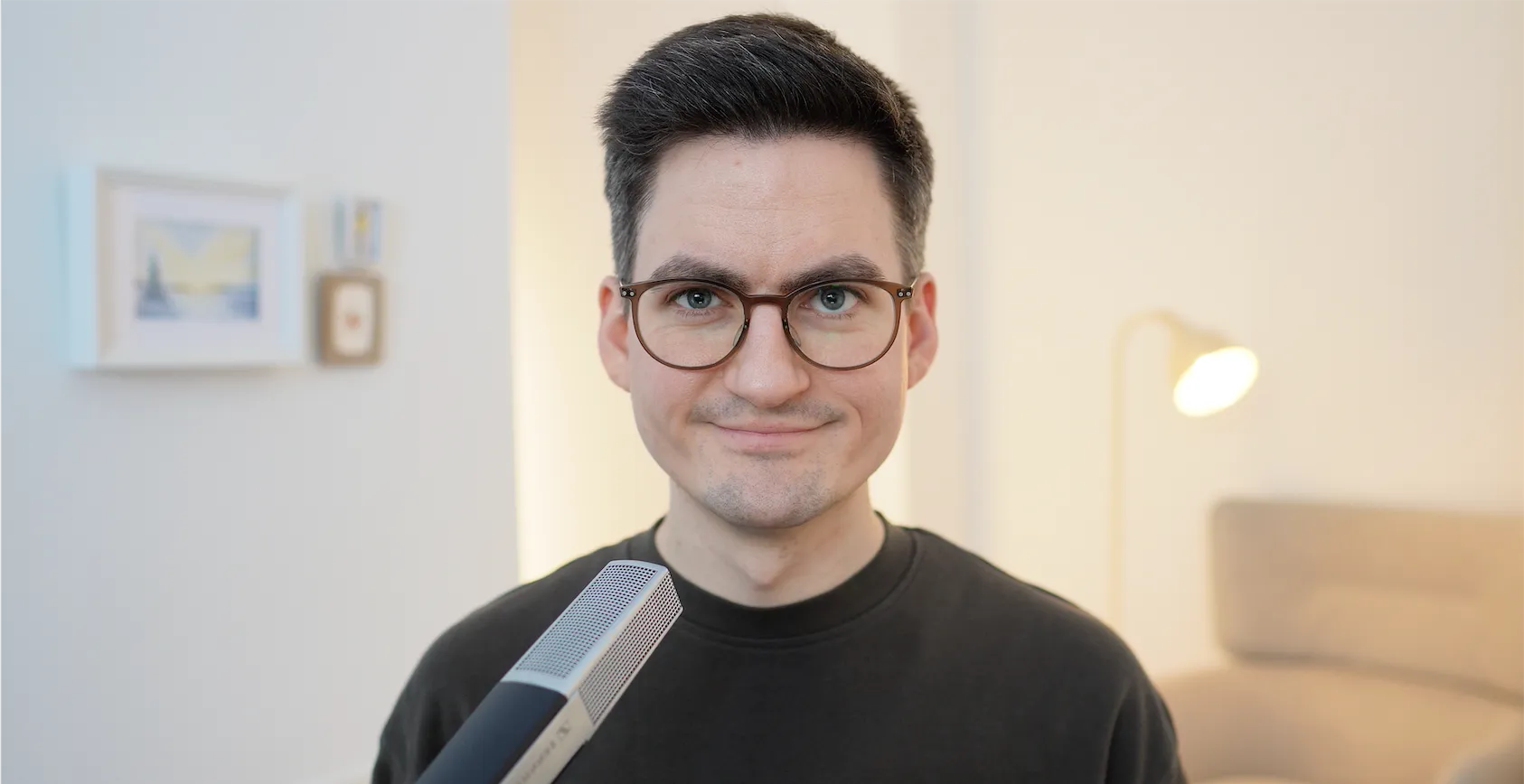 Remote working view of my workspace. Wall art painted by <a href='//instagram.com/_anne_malt/'>Anne Heller</a>.